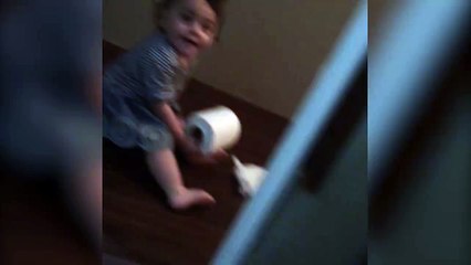 Cute Tot Withholds Toilet Paper From Dad In Need