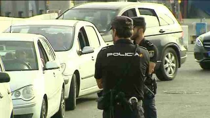 Más de cien agentes vigilan el retorno de inmigrantes en el Paso del Estrecho
