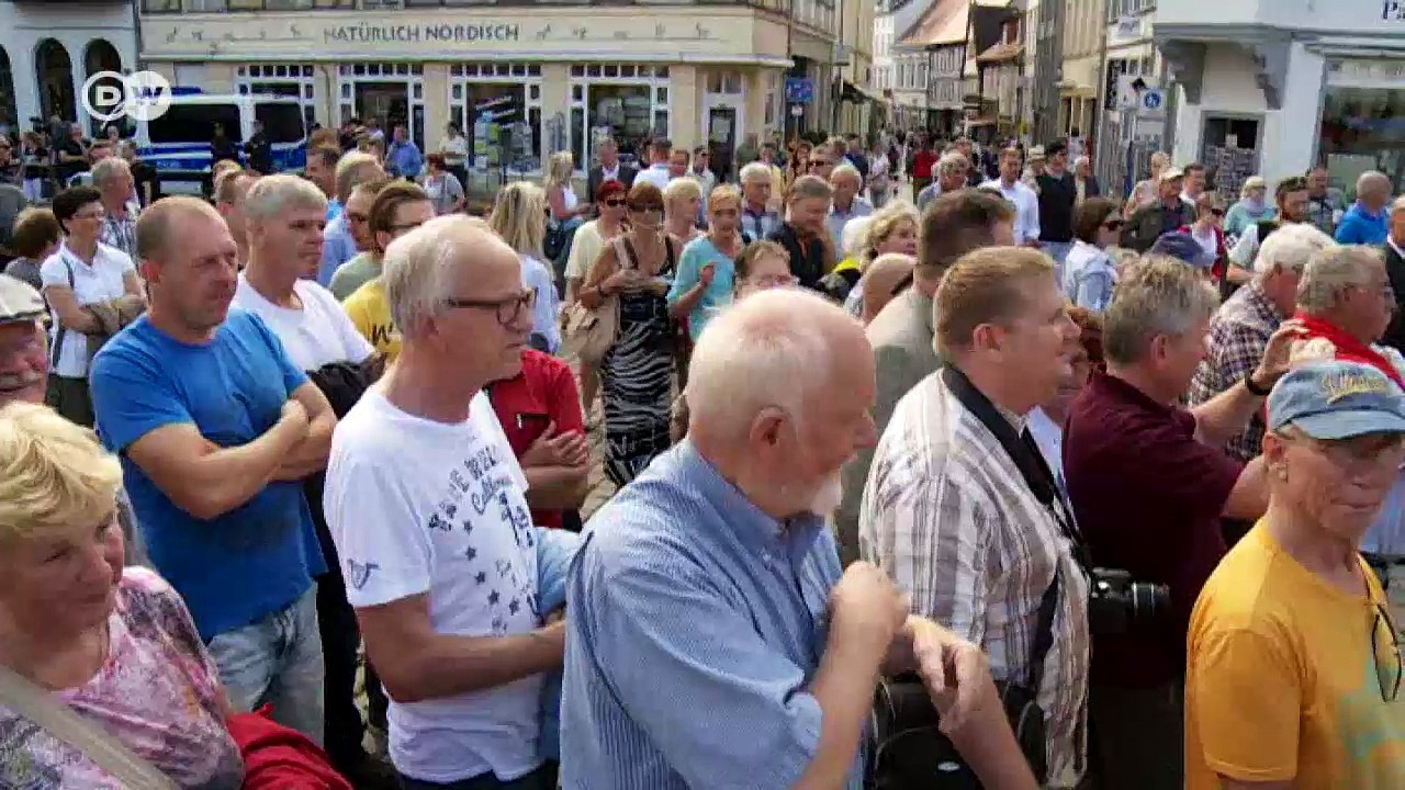 'Wir schaffen das!' Merkel und die Flüchtlinge | DW Reporter