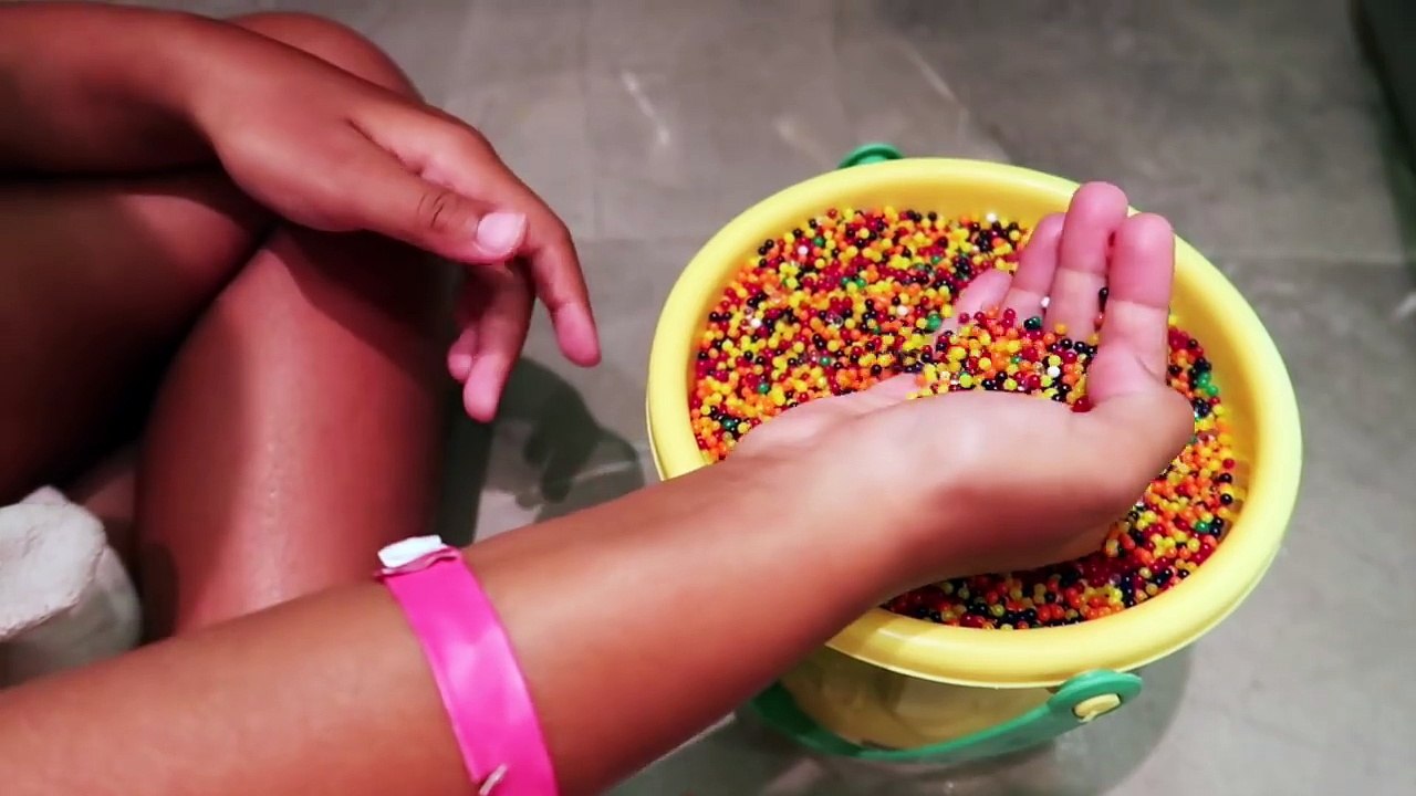 Bad Baby Messy Orbeez Bath Party Spa Explosion! Daddy Freaks Out