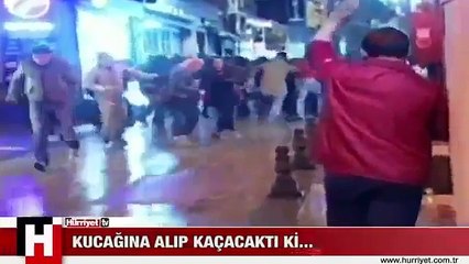 Sevgilisini kucağa almaya calışıp azar yiyen delikanlı