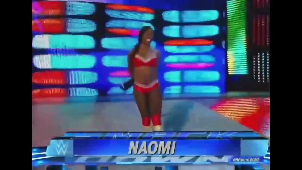 Natalya vs Naomi (Latex Attire)