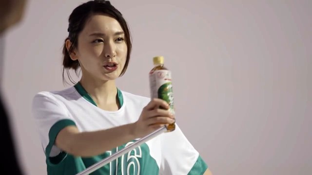 新垣結衣 2016.04.04 十六茶Ｗ フットサル メイキング 720p