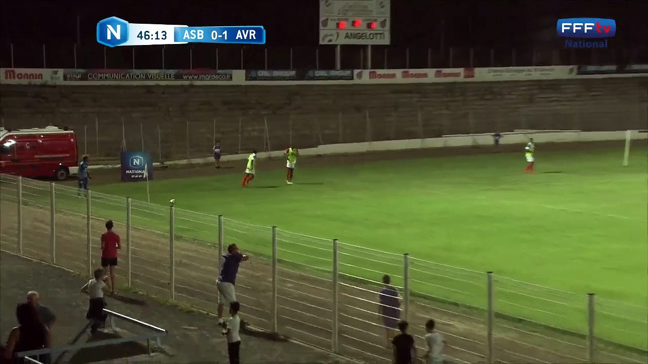 Corner suivi d'une frappe
