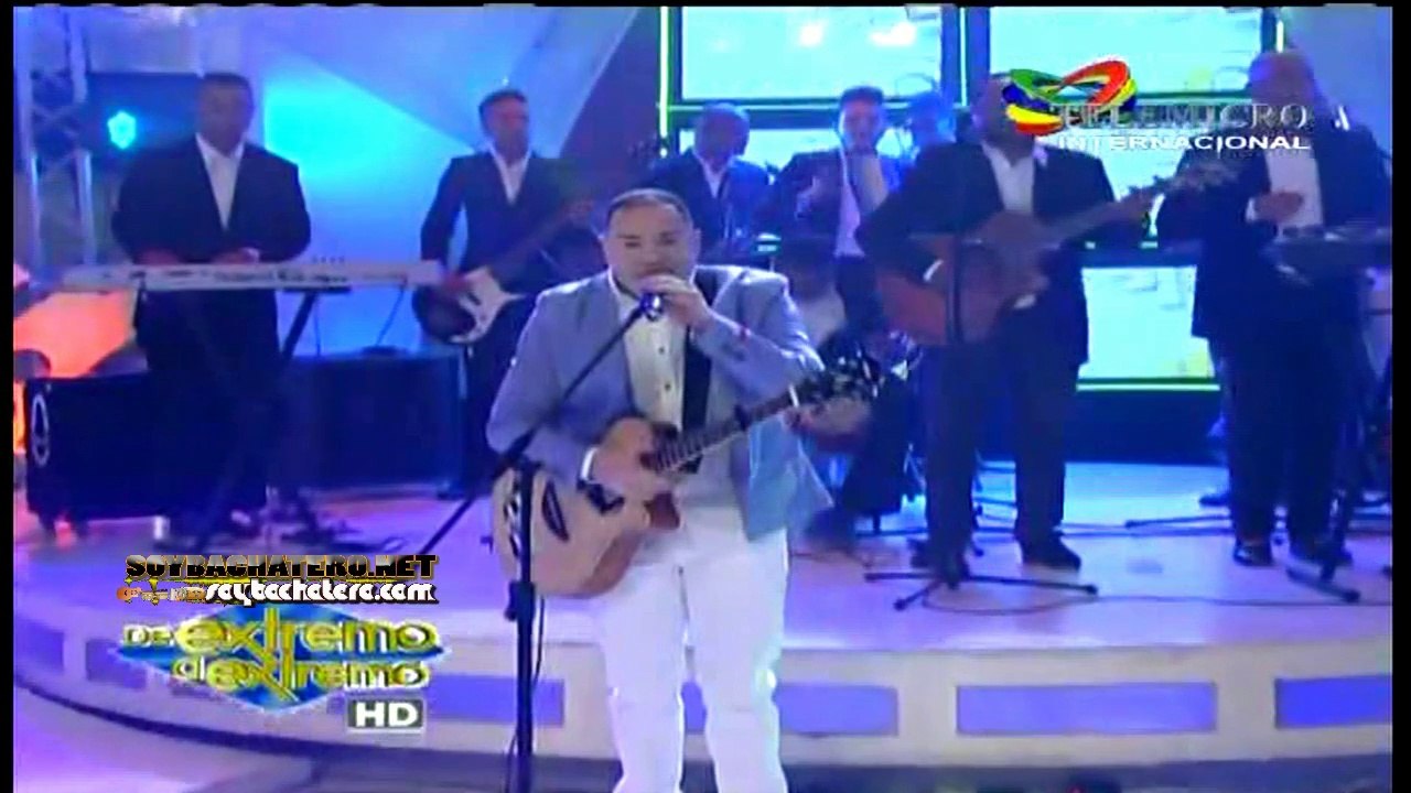 Manny Jhovanny Presentacion en Vivo en De Extremo a Extremo @Soybachatero