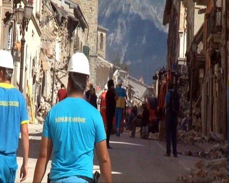 TRA MORTI E SOPRAVVISSUTI MATERA 27-8-2016