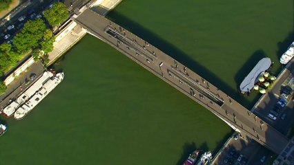 PARIS VU DU CIEL......