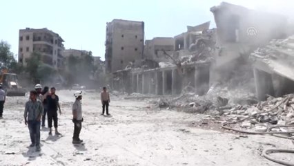 Rejim Halep'te Taziye Çadırını Vurdu: "20 Ölü"