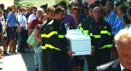 A day of mourning as Italy buries quake victims