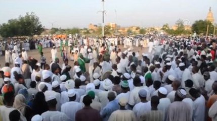 Sudan'da Sufilerin Zikir Halkası