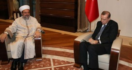 Cumhurbaşkanı Erdoğan, Kurban Vekaletlerini Kızılay'a Verdi