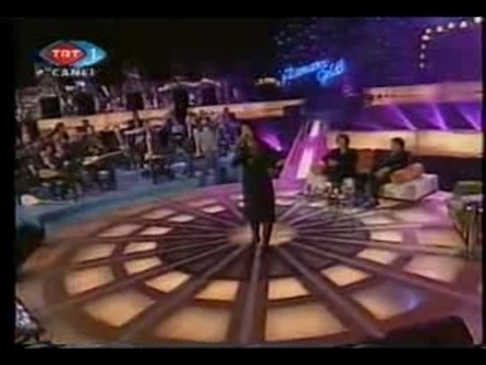 Zara - veda busesi