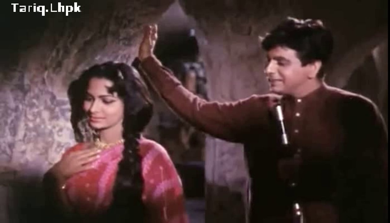 Dilruba maine tere pyar mein kya kya na kiya dil diya dard liya =1966