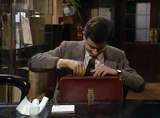 mr bean episode 15 library