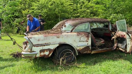 Junkyard 1956 Buick Hack! - Roadkill Ep. 53_19