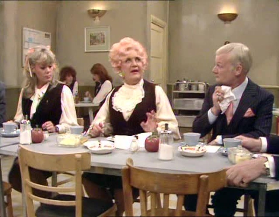 Are You Being Served - S 10 E 1 - Goodbye Mrs. Slocombe