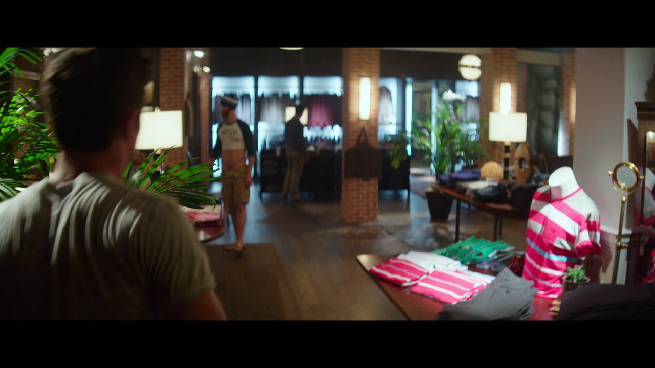 Удаленная сцена Neighbors 2. Sorority Rising