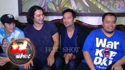 Pemain Warkop DKI Reborn Ziarah ke Makam Kasino & Dono - Hot Shot 28 Agustus 2016