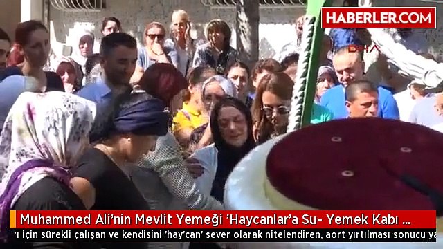 Muhammed Ali'nin Mevlit Yemeği 'Haycanlar'a Su- Yemek Kabı Oldu