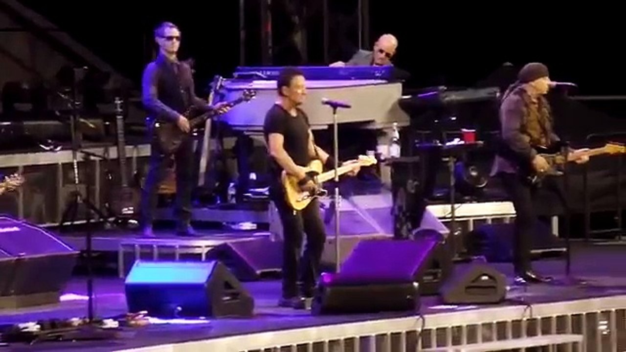 Bruce Springsteen - Jersey Girl - MetLife Stadium New Jersey