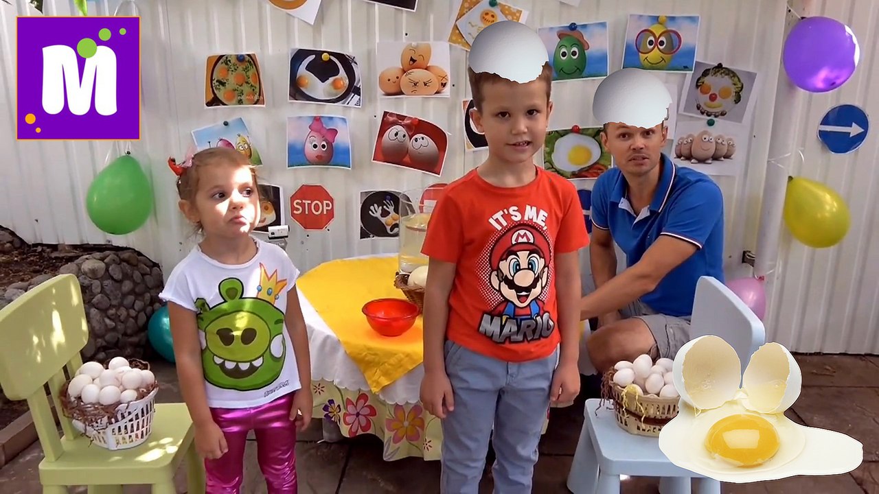 НЕ РАЗБЕЙ ЯЙЦО у Кати и Макса ЧЕЛЛЕНДЖ кидаемся яйцами Огромные страусинные яйца бросаем в стеклянную колбу