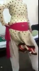 lahori girl dance in room