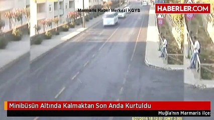 Minibüsün Altında Kalmaktan Son Anda Kurtuldu