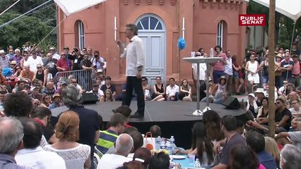 Mélenchon : "Je dénonce les appareils politiques qui vérouillent par la peur les petits élus qui veulent signer pour nous"