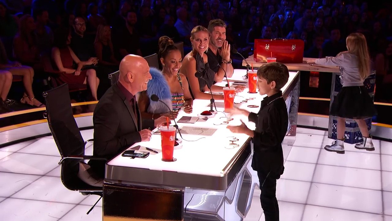 Kadan Bart Rockett Magician's Little Sister Gets Revenge With Chainsaws America's Got Talent 2016