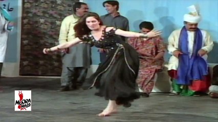 GHUT GHUT PA JAPIYAN - KARINA JAN MUJRA - PAKISTANI MUJRA DANCE