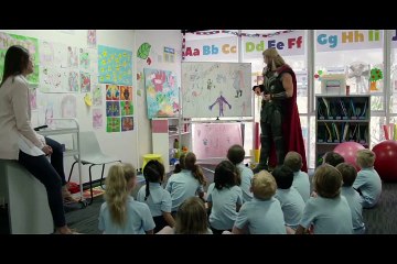 Thor Ragnarok Comic Con Trailer Funny Documentary