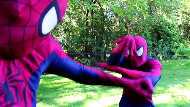 EVIL Elsa & EVIL Spiderman vs Frozen Elsa & Spiderman! w- Joker Maleficent Pink Spidergirl Venom -)