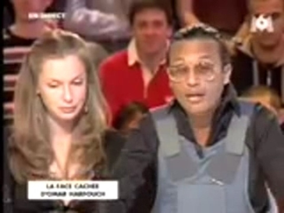 Omar Harfouch en gilet par balle chez Fogiel3