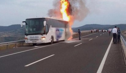 28 yolcu dehşeti yaşadı... Otobüs alev alev yandı