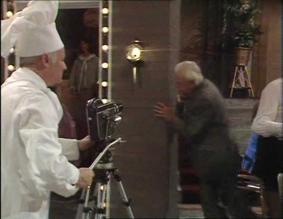 Are You Being Served - S 10 E 5 - The Night Club