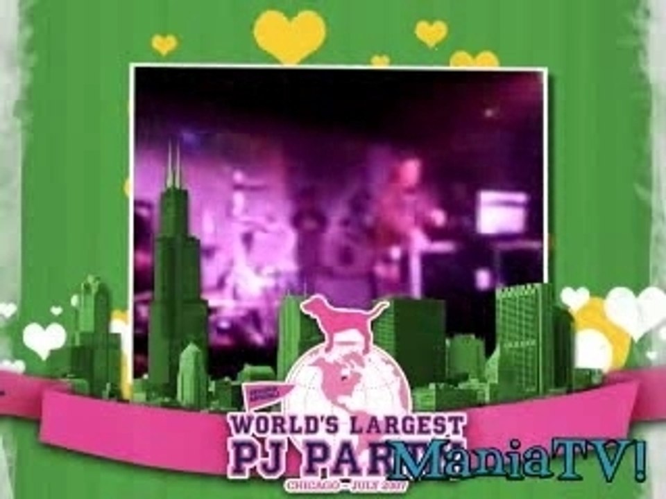 DJ AM @ Victoria’s Secret PINK PJ Party