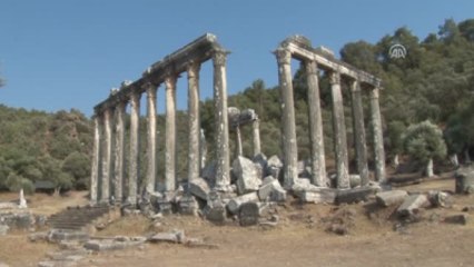 Zeus Tapınağı'nı Eski İhtişamına Kavuşturmak İçin Çalışıyorlar