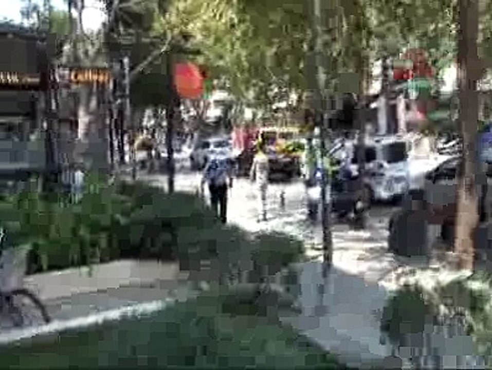 Güvenlik uzmanı Mete Yarar’a Kadıköy’de silahlı saldırı: Yaralanan olmadı