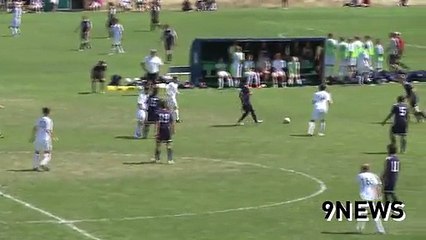 Ce jeune joueur vient de signer le plus beau but de l'année