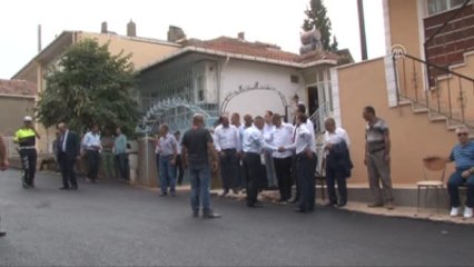 Milli Savunma Bakanı Işık'ın Annesi Toprağa Verildi