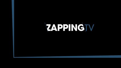 Lars Elstrup, ancien champion d'Europe de football, débarque nu en plein match (Vidéo)