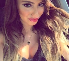 Tuğçe Aral, Kendall Jenner ile Aynı Pozu Verdi