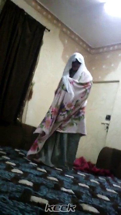 اهم شي يوم رفعت ثوبه &&هههه