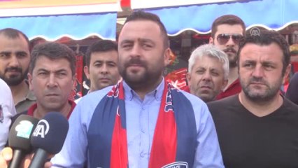 Otobüsü Bozulan Mersin İdmanyurdu'na Taraftar Yardımı