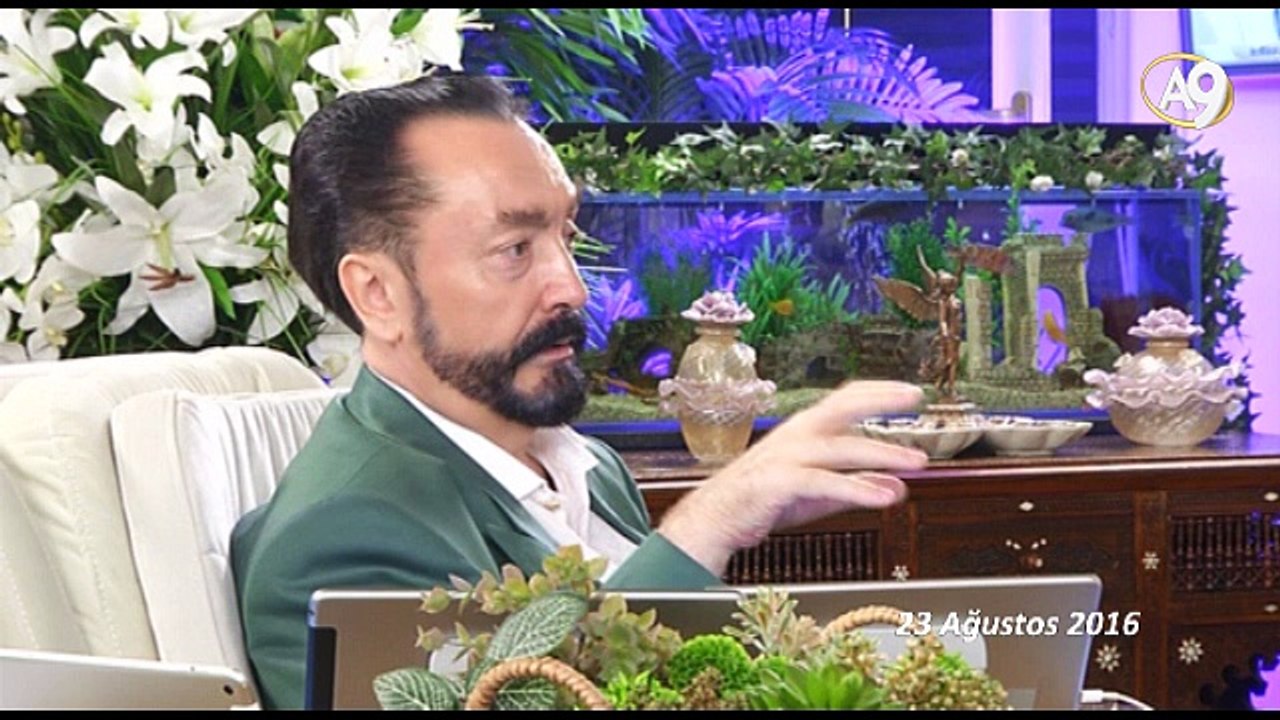 Güneydoğu’daki gençleri PKK politize ediyor. PKK’ıların dayanağı Darwinist eğitim mutlaka kaldırılmalı.