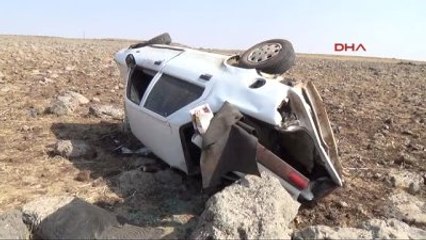 Siverek?te Otomobil Devrildi: 6 Yaralı