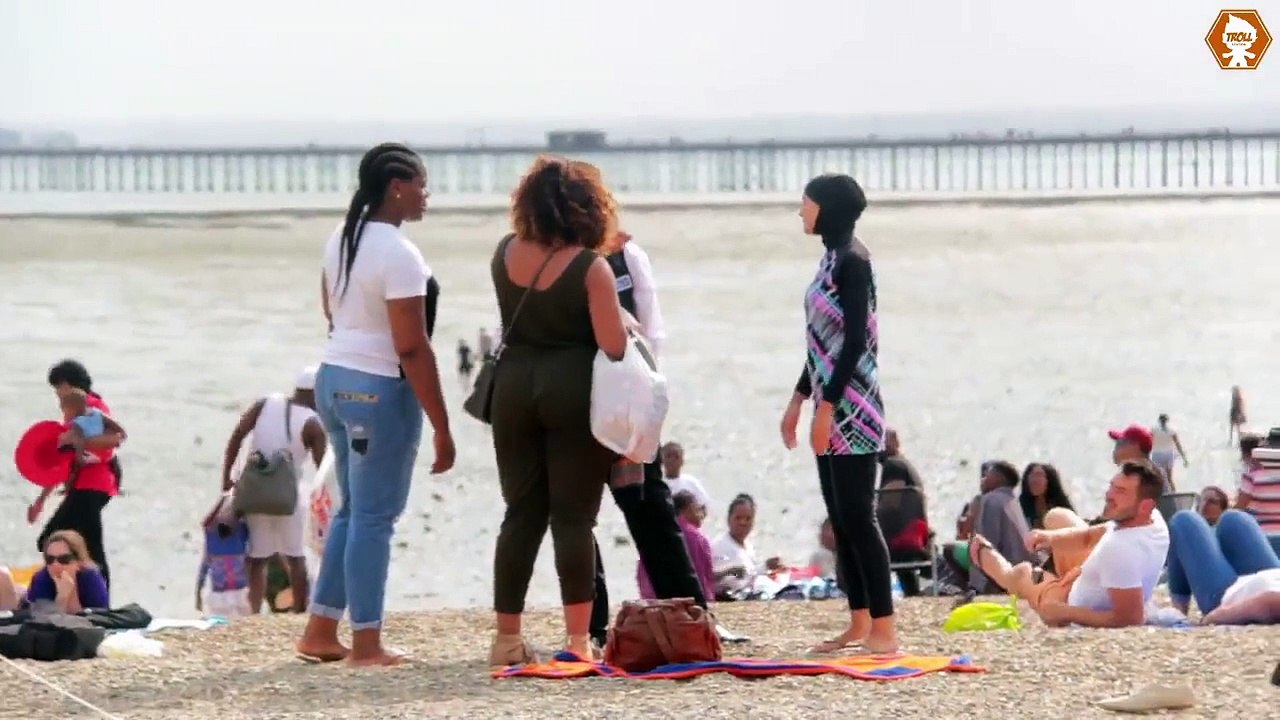 Police Officer Tries To Strip Off Muslim Women's Hijab, See What Happens Next