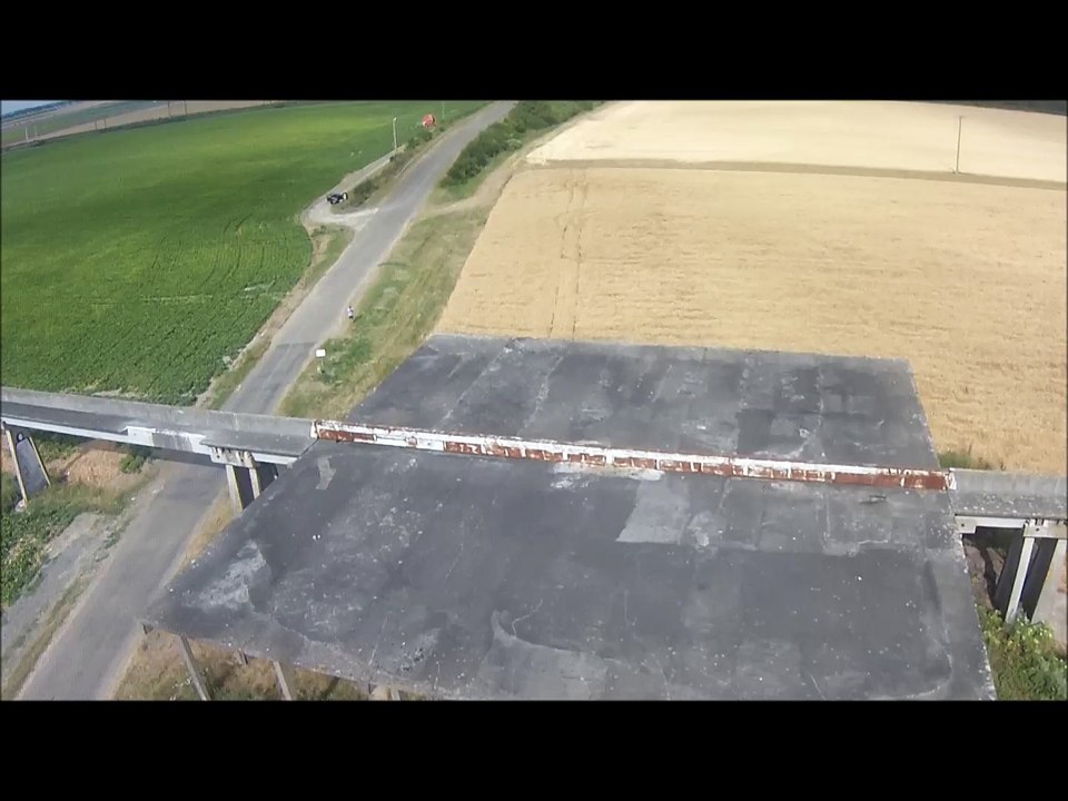 La rail de l'Aerotrain vu en drone