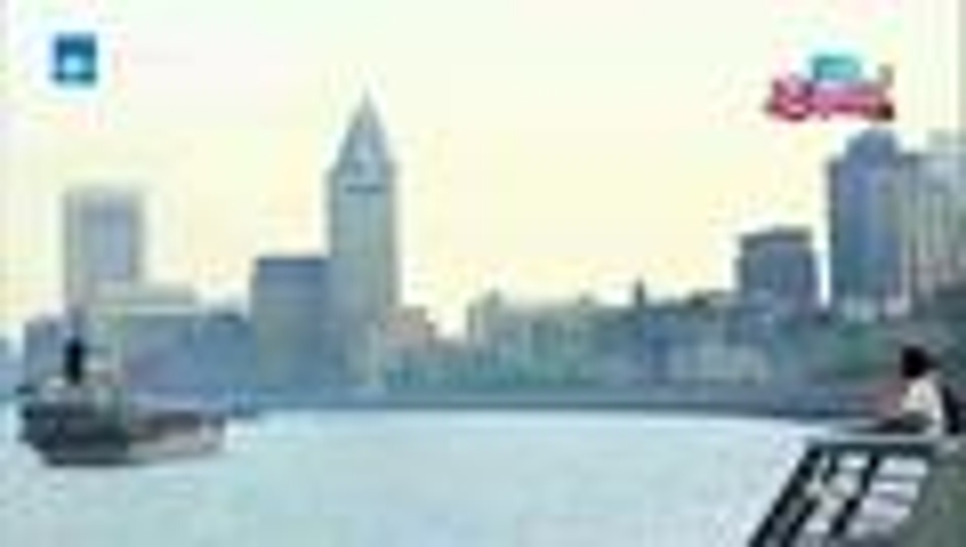 陈赫迟到下跪给贾玲认错