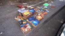 Sivas'ta Çöpte Fetö Kitapları Bulundu